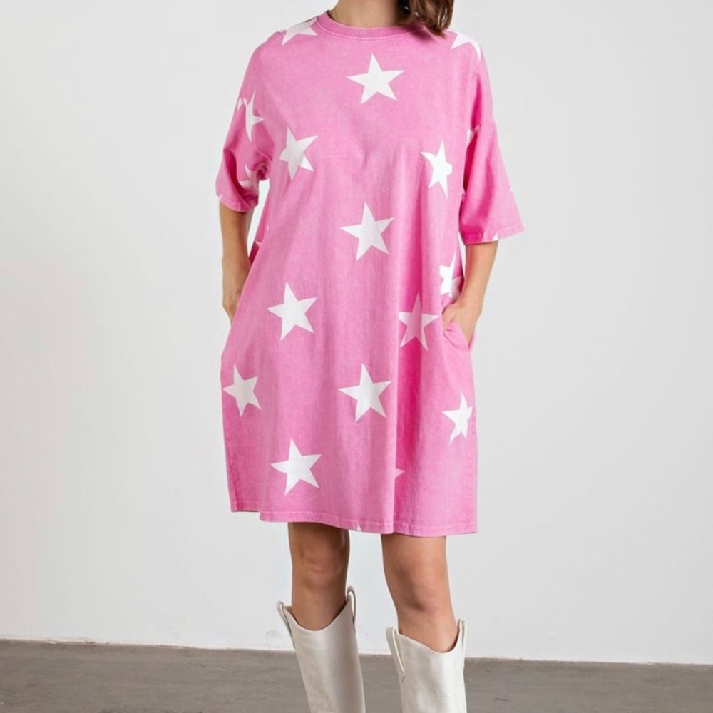 Easel Star T-shirt Dress
